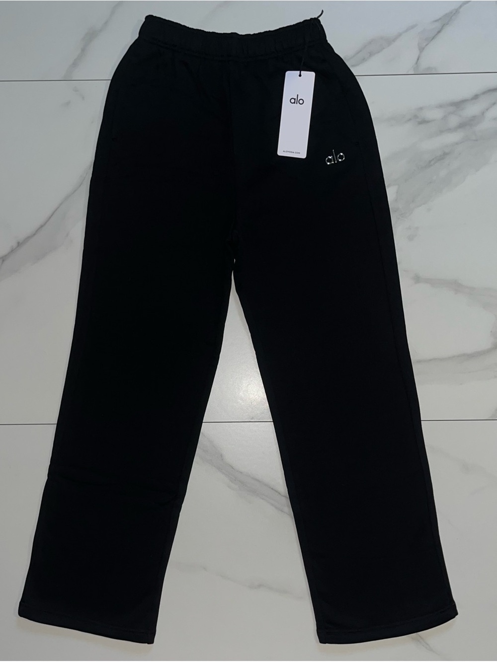 Alo Yoga Accolade Straight Leg Sweatpants Black Logo NWT XS